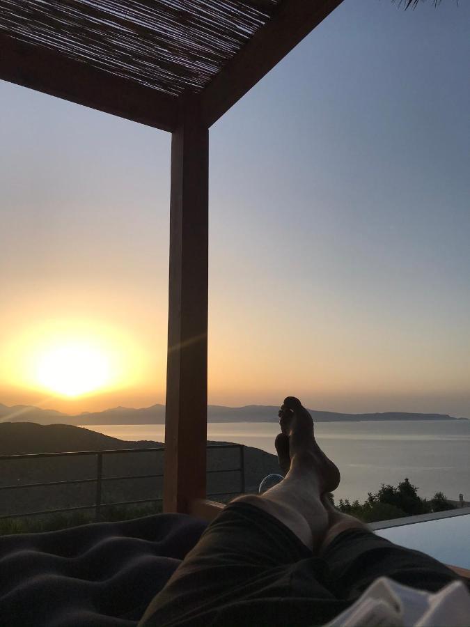 Luxus Tholos Bay 外观 照片